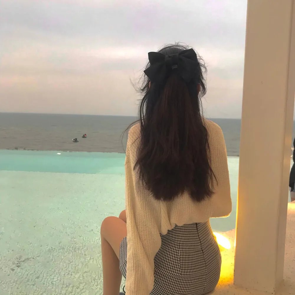 美女来了